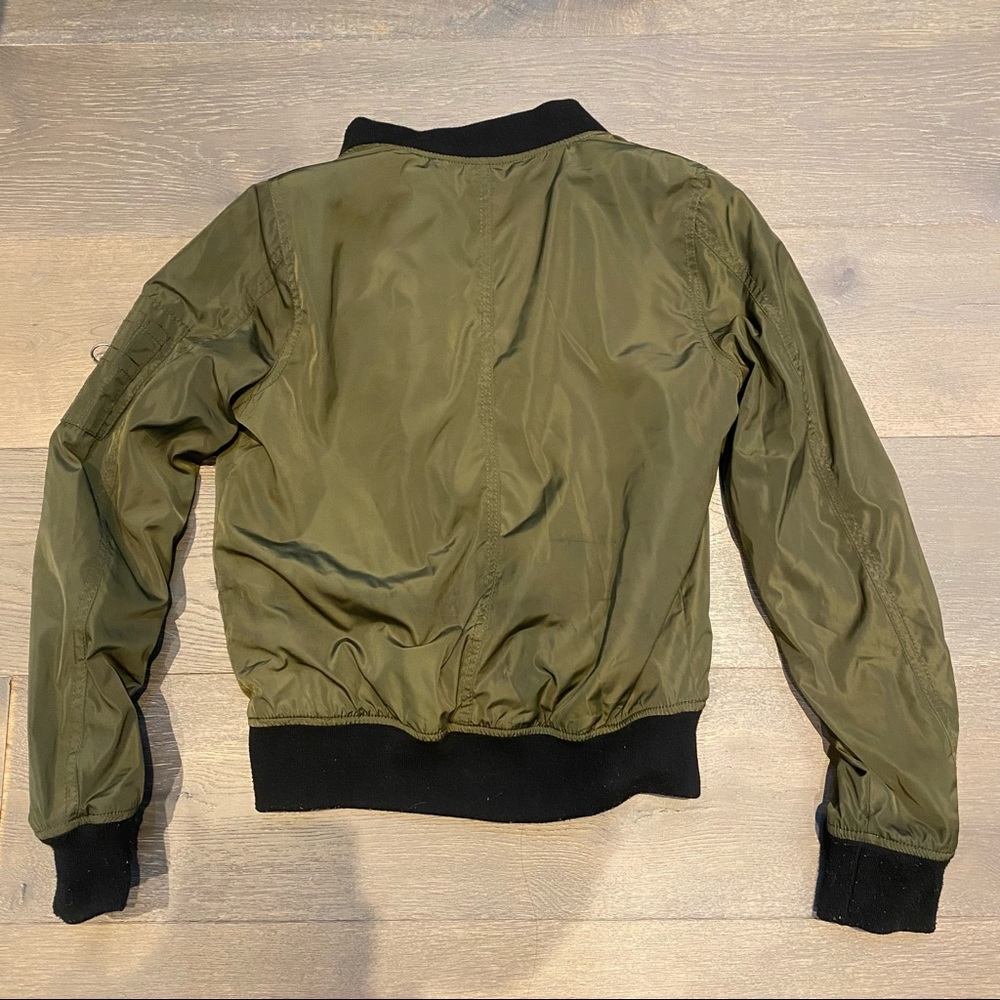 Bomber jacket - Picture 3 of 3